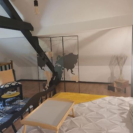 Petite Maison Cosy En Duplex Eguelshardt Exteriör bild