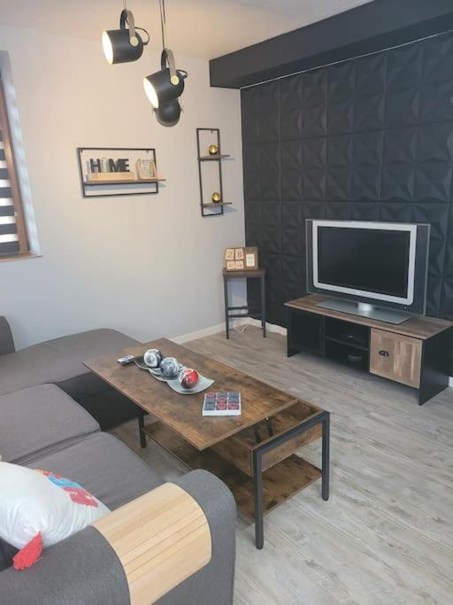 Petite Maison Cosy En Duplex Eguelshardt Exteriör bild